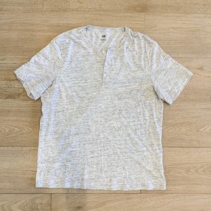 ‼️2 for $15 H&M Men’s Henley t-shirt